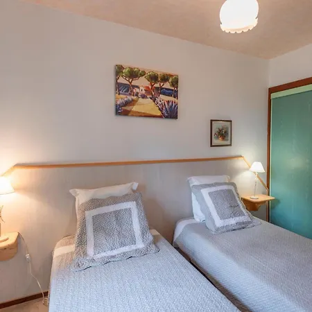 Le Croix Du Notaire Holiday home