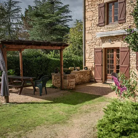 Holiday home Le Croix Du Notaire *