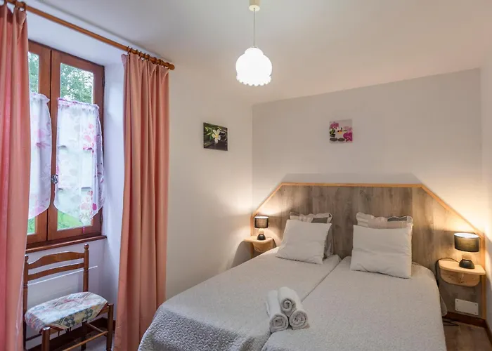 Le Croix Du Notaire Prats-du-Périgord